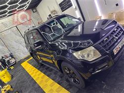 ميتسوبيشي باجيرو